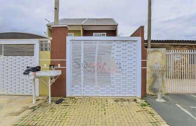 Imagem: A casa possui 2 Dormitórios, 2 Banheiros, 2 Vagas na garagem