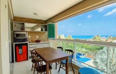 Imagem: O apartamento possui 4 Dormitórios, 3 Banheiros, 2 Vagas na