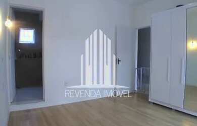 Imagem: A casa possui 3 Dormitórios, 3 Banheiros, 2 Vagas na garagem