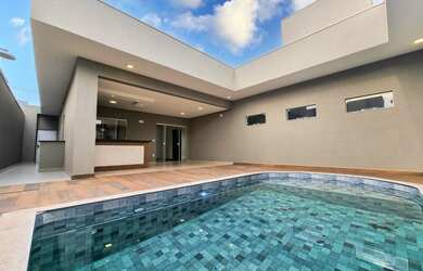 Imagem: A casa em condomínio possui 3 Dormitórios, 4 Banheiros, 5