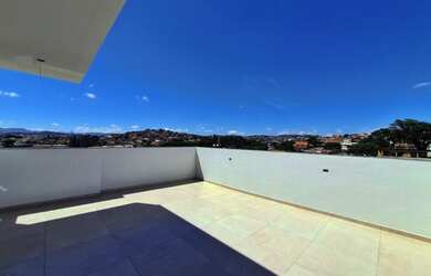 Imagem: O apartamento na cobertura possui 2 Dormitórios, 1 Banheiro