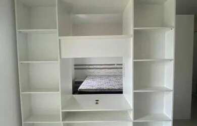 Imagem: O apartamento possui 1 Dormitório, 1 Banheiro, 1 Vaga na garagem