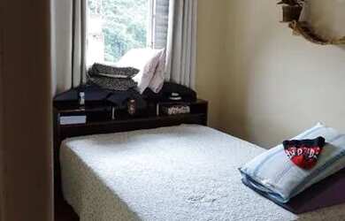 Imagem: A casa possui 3 Dormitórios, 3 Banheiros, 2 Vagas na garagem