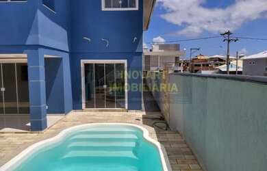 Imagem: A casa em condomínio possui 5 Dormitórios, 5 Banheiros, 3