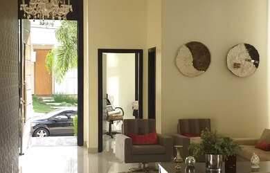 Imagem: A casa em condomínio possui 3 Dormitórios, 4 Banheiros, 2