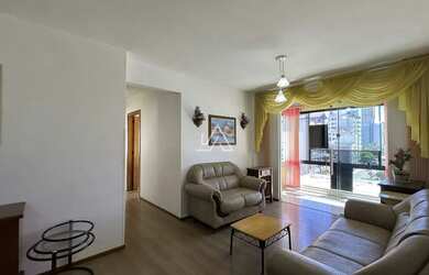 Imagem: O apartamento possui 3 Dormitórios, 1 Banheiro, 1 Vaga na garagem