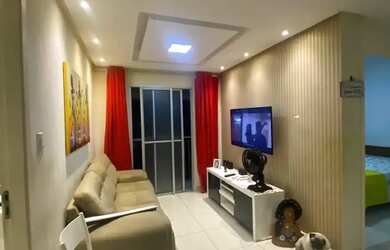 Imagem: O apartamento possui 3 Dormitórios, 1 Banheiro, 1 Vaga na garagem