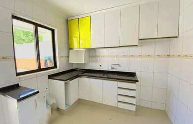 Imagem 6: Triplex com 4 Quartos, Uma Quadra do Mar na Prainha lado de Caiobá -...