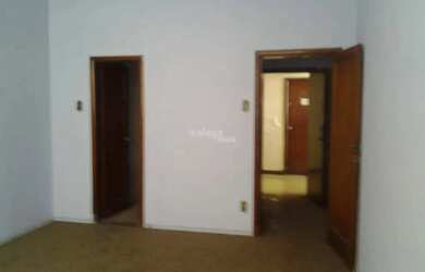 Imagem: O depósito possui 30m² de Área e está localizado em Centro