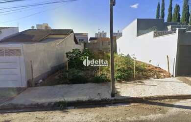 Imagem: O terreno possui 250m² de Área e está localizado em Aclimação