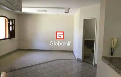 Imagem 7: Casa em Montes Claros, no bairro Cândida Câmara, à venda