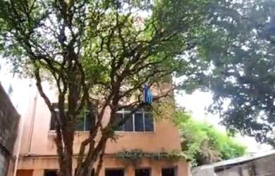 Imagem: O depósito possui 5 Vagas na garagem, 627m² de Área e está