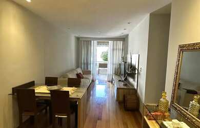 Imagem: O apartamento possui 3 Dormitórios, 3 Banheiros, 2 Vagas na