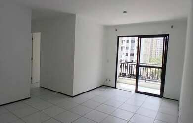 Imagem: O apartamento possui 3 Dormitórios, 2 Banheiros, 2 Vagas na