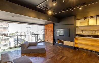 Imagem: O apartamento na cobertura possui 1 Dormitório, 3 Banheiros