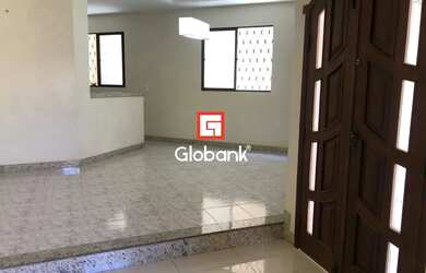 Imagem 3: Casa em Montes Claros, no bairro Cândida Câmara, à venda