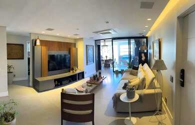 Imagem: O apartamento na cobertura possui 3 Dormitórios, 5 Banheiros