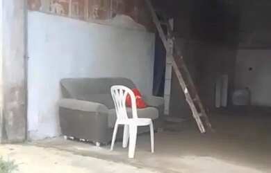 Imagem 5: ALUGO GALPÃO 300 m² - EM FRENTE A MARINHA EM PARIPE