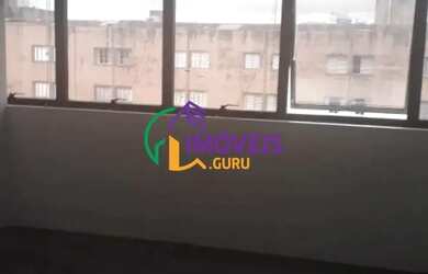 Imagem: O depósito possui 1 Vaga na garagem, 30m² de Área e está