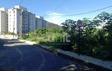 Imagem: O terreno possui 600m² de Área e está localizado em Badu