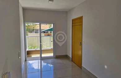 Imagem: O apartamento possui 2 Dormitórios, 1 Banheiro, 2 Vagas na