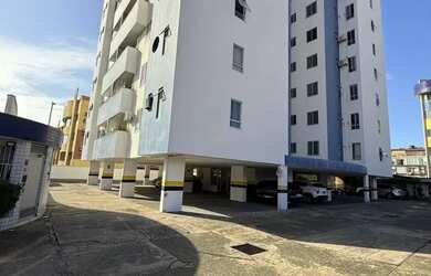 Imagem: O apartamento possui 3 Dormitórios, 3 Banheiros, 2 Vagas na