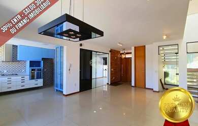 Imagem: A casa possui 2 Dormitórios, 4 Banheiros, 5 Vagas na garagem