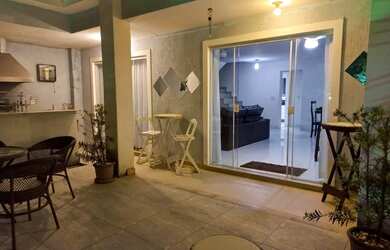 Imagem 7: Casa de condomínio para venda com 300 metros quadrados com 3 quartos