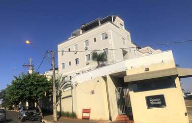 Imagem: O apartamento possui 2 Dormitórios, 3 Banheiros, 1 Vaga na