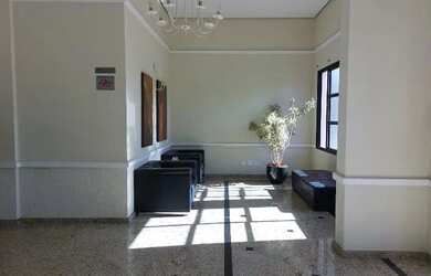 Imagem: O apartamento possui 4 Dormitórios, 3 Banheiros, 2 Vagas na