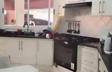 Imagem 3: Venda - Casa em Condomínio - Térrea, 03 Dormitórios - cozinha planejada,...