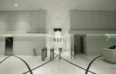 Imagem: O depósito possui 2 Vagas na garagem, 47m² de Área e está