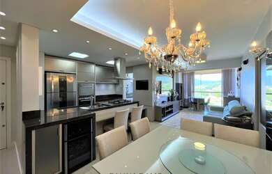 Imagem: O apartamento possui 3 Dormitórios, 3 Banheiros, 2 Vagas na