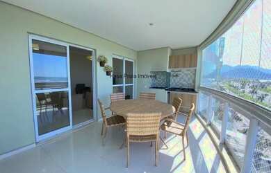 Imagem: O apartamento possui 4 Dormitórios, 4 Banheiros, 2 Vagas na