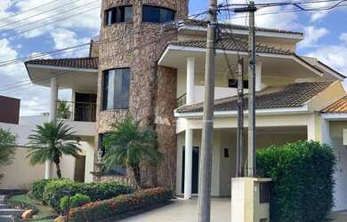 Imagem: A casa em condomínio possui 3 Dormitórios, 5 Banheiros, 4