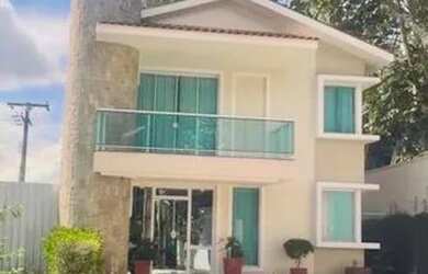 Imagem: A casa em condomínio possui 4 Dormitórios, 5 Banheiros, 4