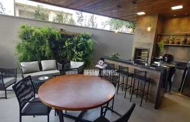 Imagem: A casa em condomínio possui 4 Dormitórios, 4 Banheiros, 2