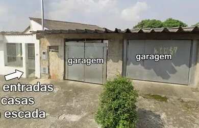 Imagem: A casa possui 2 Dormitórios, 1 Banheiro, 1 Vaga na garagem