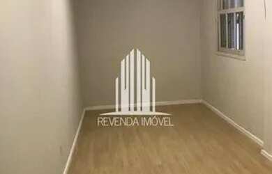 Imagem: A casa possui 3 Dormitórios, 1 Banheiro, 1 Vaga na garagem