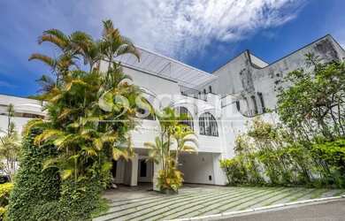 Imagem: A casa em condomínio possui 3 Dormitórios, 5 Banheiros, 4