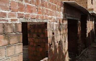 Imagem: A casa possui 2 Dormitórios, 1 Banheiro e está localizado