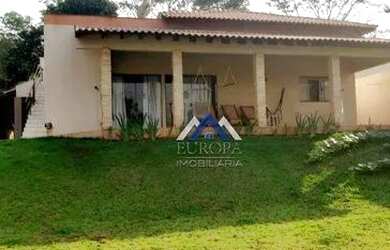 Imagem: A chácara possui 100m² de Área, Churrasqueira, Piscina, Área