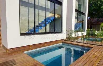 Imagem: A casa em condomínio à venda possui 2 Dormitórios, 2 Banheiros