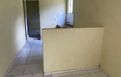 Imagem: A casa possui 4 Dormitórios, 2 Banheiros e está localizado