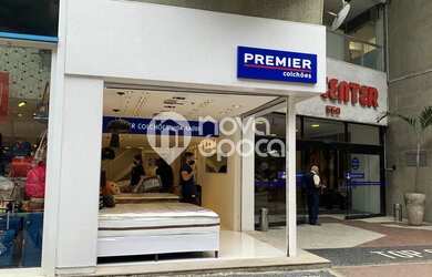 Imagem: O depósito possui 1 Vaga na garagem, 40m² de Área e está