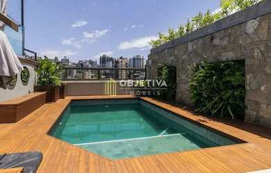 Imagem: O apartamento na cobertura possui 3 Dormitórios, 5 Banheiros