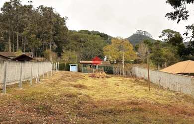Imagem: O terreno possui 10m² de Área e está localizado em Mury