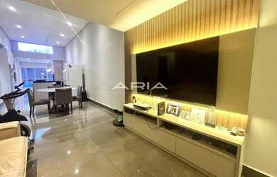 Imagem 1: Casa toda planejada à VENDA no Jardim Europa, 175m , zona sul de Londrina...