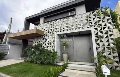 Imagem: A casa em condomínio possui 3 Dormitórios, 3 Banheiros, 2