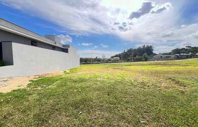 Imagem: O terreno possui 375m² de Área e está localizado em Tucura